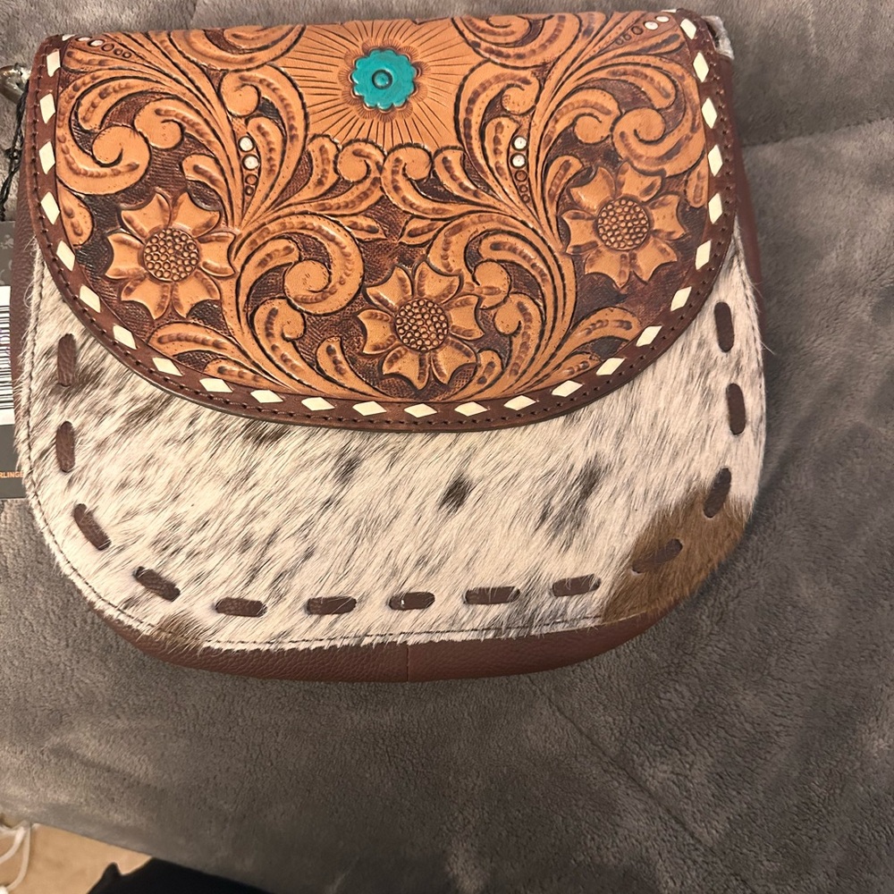 American Darling Tan and Brown Floral Crossbody Bag